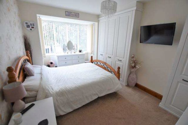  Image of 3 bedroom Semi-Detached house for sale in Harewood Avenue Scarborough YO12 at Harewood Avenue  Scarborough, YO12 6DH